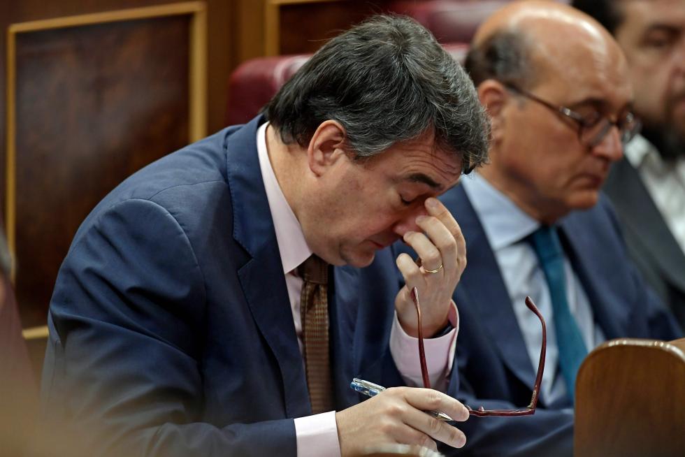El diputado portavoz del PNV en el Congreso, Aitor Esteban, este jueves durante la sesión de debate de la moción de censura presentada por el PSOE contra Mariano Rajoy.