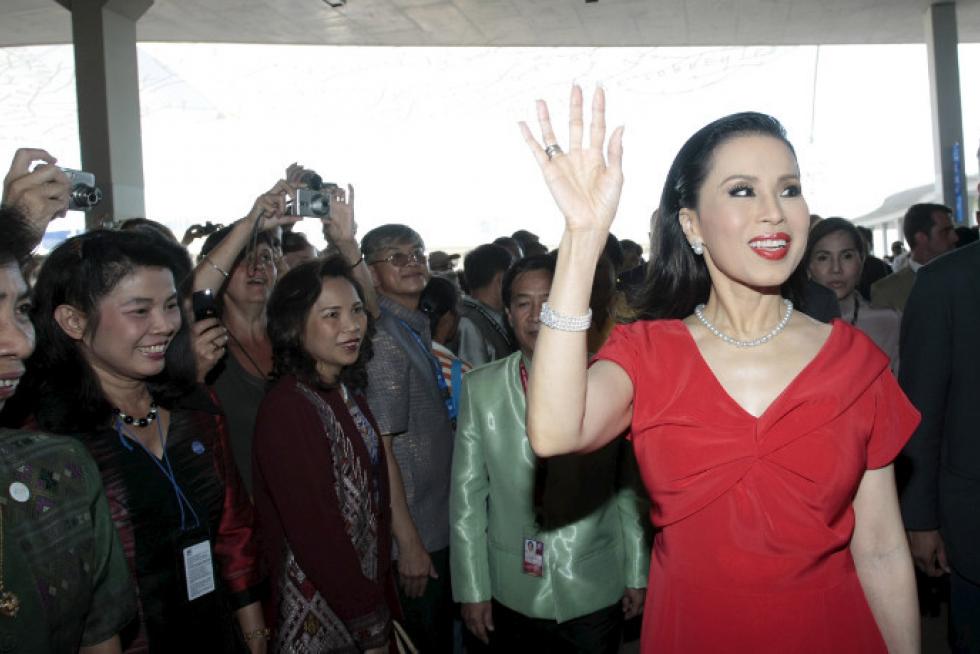 Visita de la princesa tailandesa Ubolratana Mahidol en el día Nacional de Tailandia.