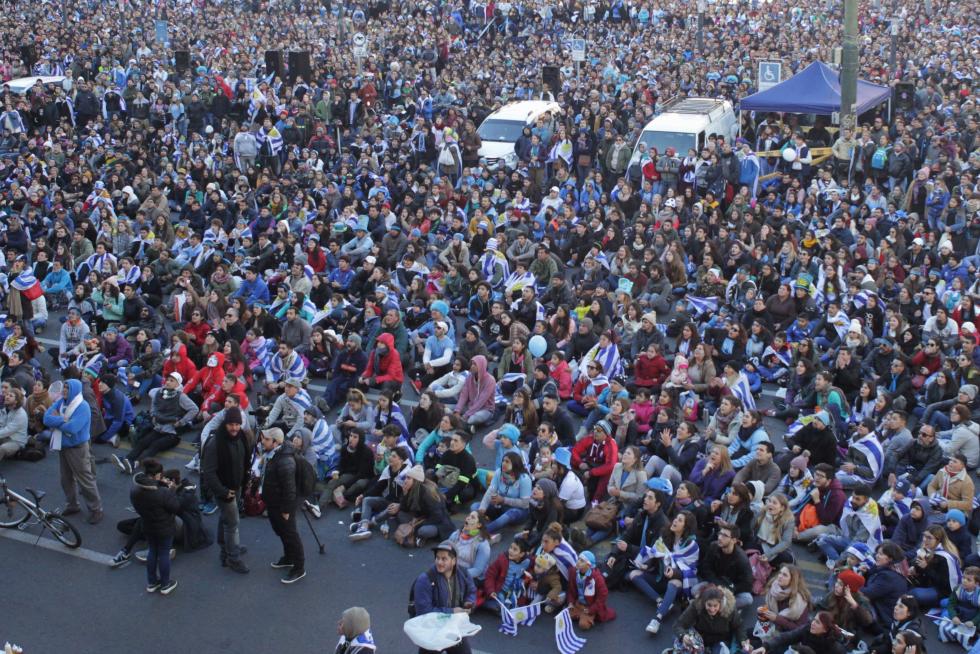 Las calles de Madrid se llenan de colorido en el desfile del Orgullo