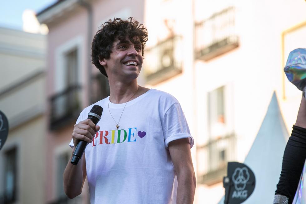 Las calles de Madrid se llenan de colorido en el desfile del Orgullo
