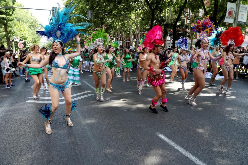Las calles de Madrid se llenan de colorido en el desfile del Orgullo