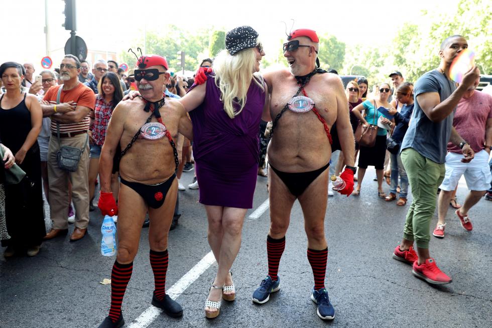 Las calles de Madrid se llenan de colorido en el desfile del Orgullo