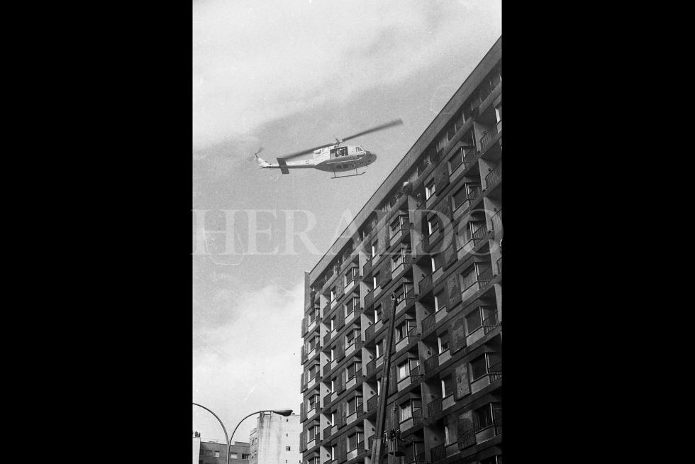 Fotografías tomadas durante el incendio del hotel Corona de Aragón el 12 de julio de 1979 donde murieron 78 personas y 113 resultaron heridas