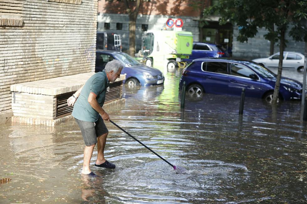 Tormenta de viento y granizo en Zaragoza