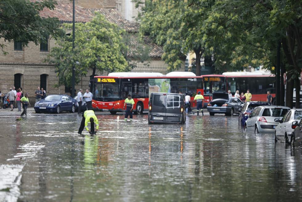 Tormenta de viento y granizo en Zaragoza