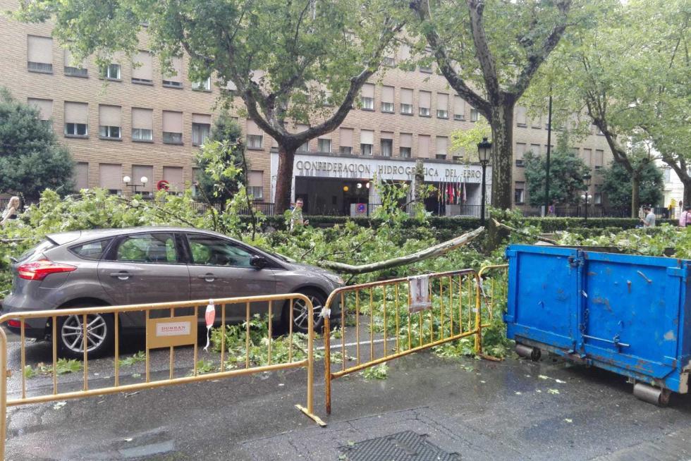 Tormenta atípica en Zaragoza