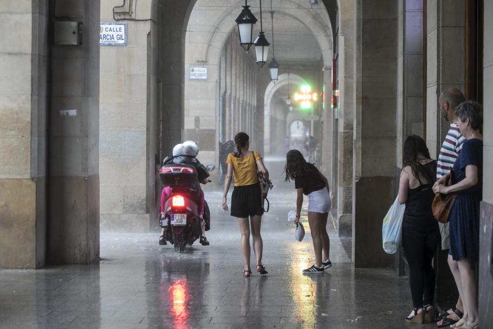 Tormenta atípica en Zaragoza