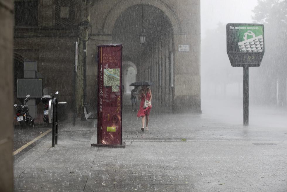 Tormenta atípica en Zaragoza