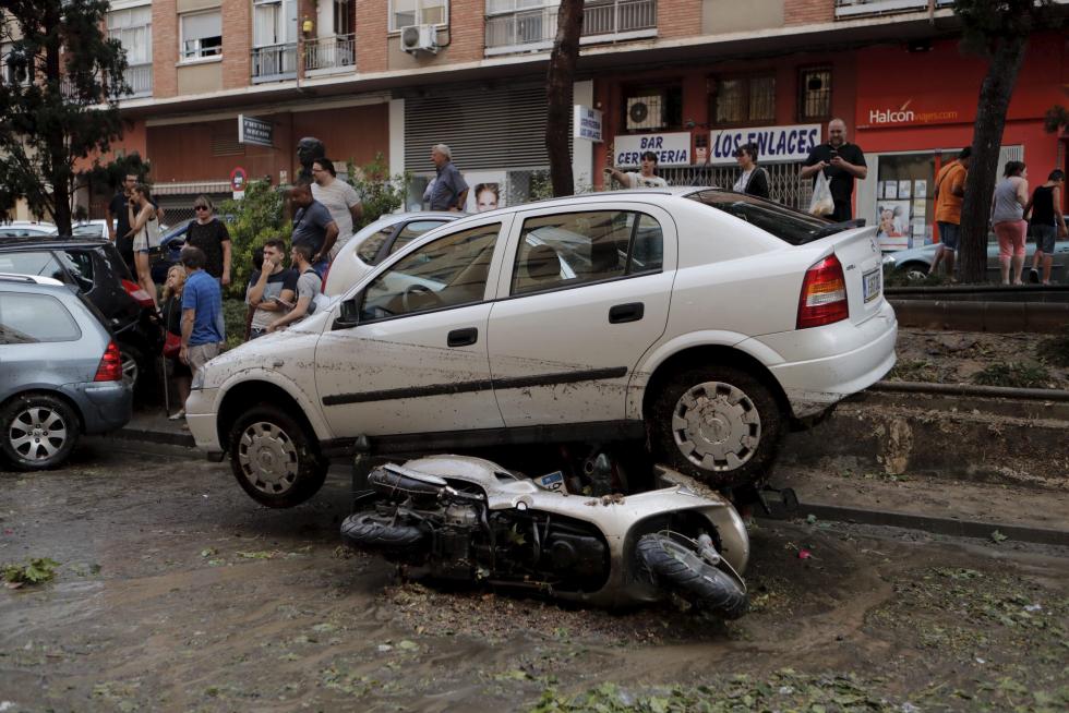 Efectos de la tromba en Zaragoza