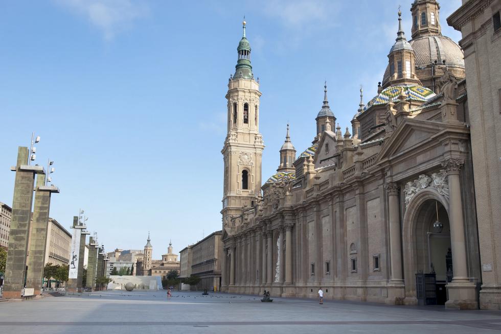 Vistas de la plaza del Pilar