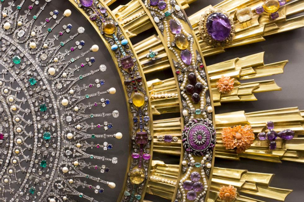 Joyas de la Virgen que pueden verse en el Museo Pilarista. Detalle de la gran Corona de la Virgen.