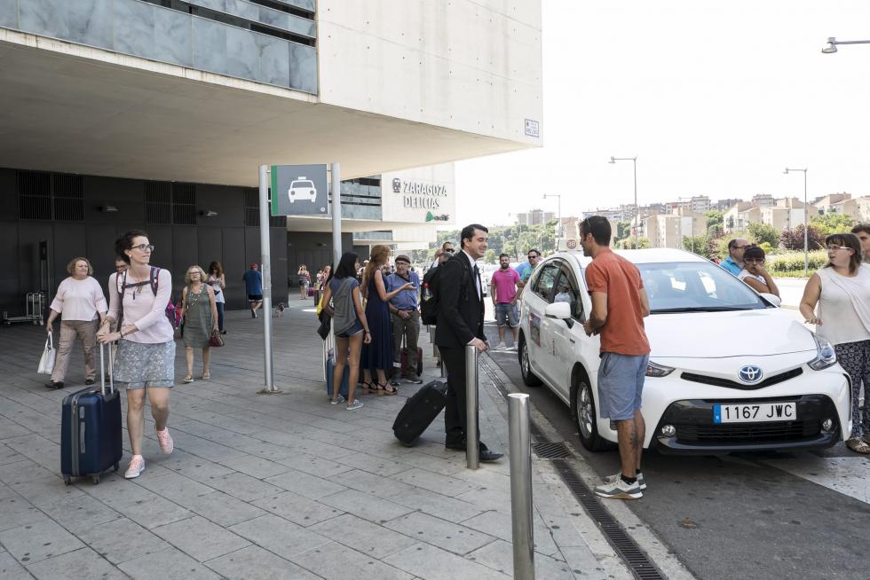 Huelga de taxistas en Zaragoza