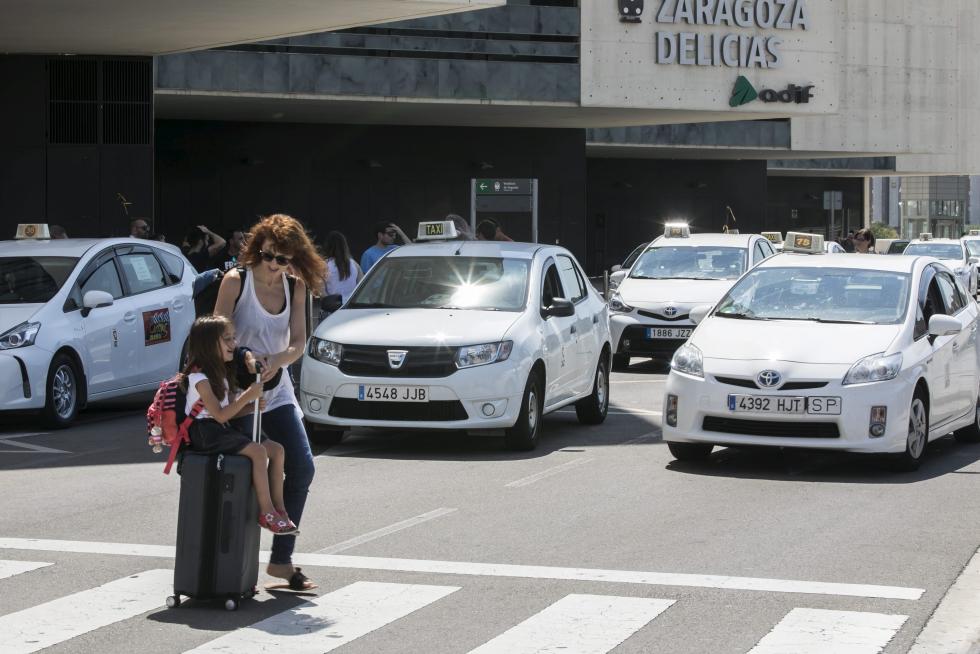 Huelga de taxistas en Zaragoza