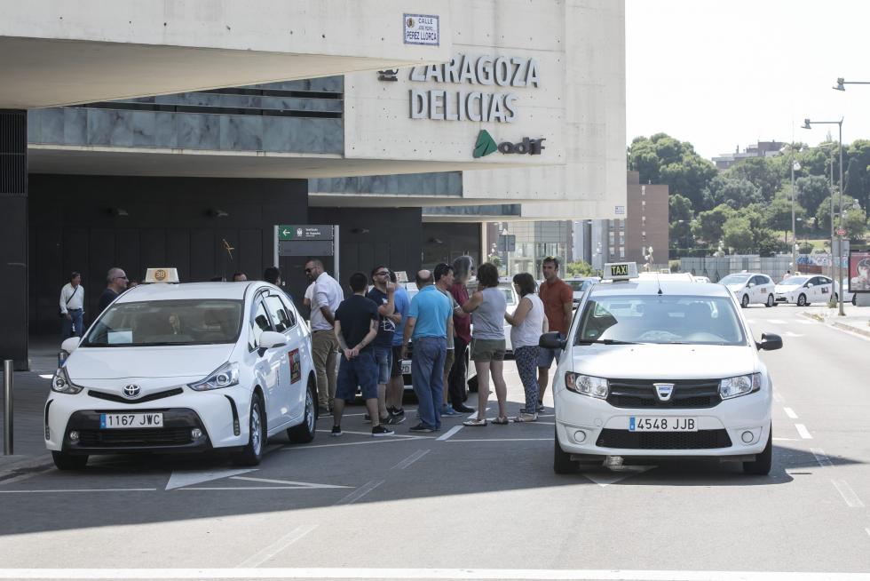 Huelga de taxistas en Zaragoza