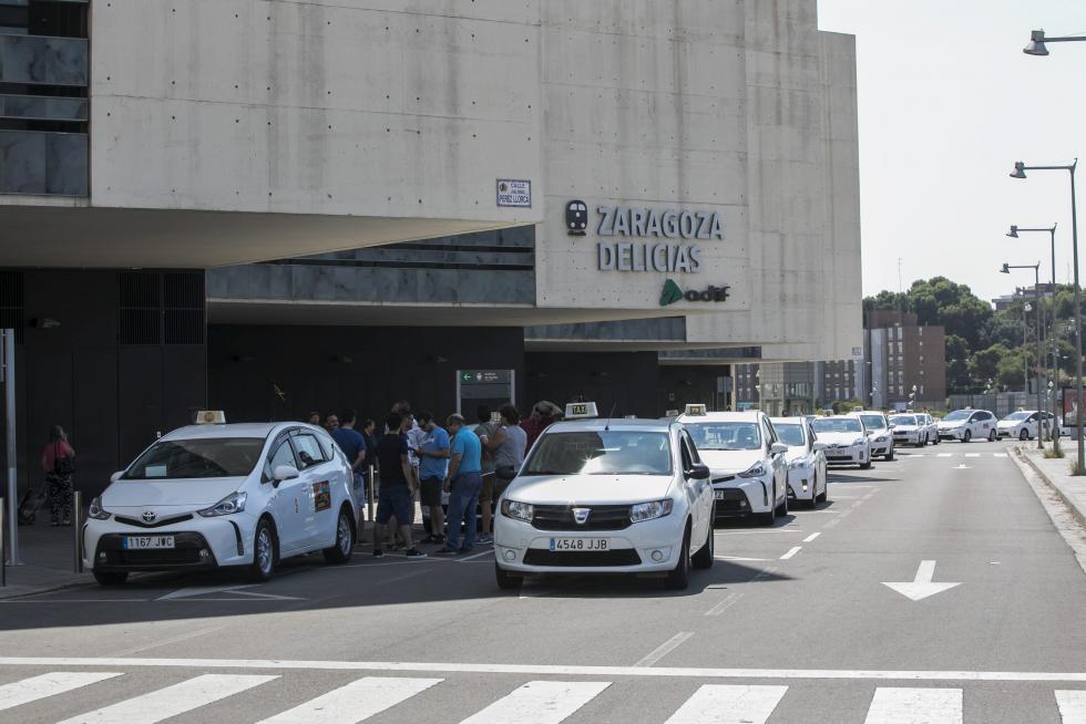 Huelga de taxistas en Zaragoza