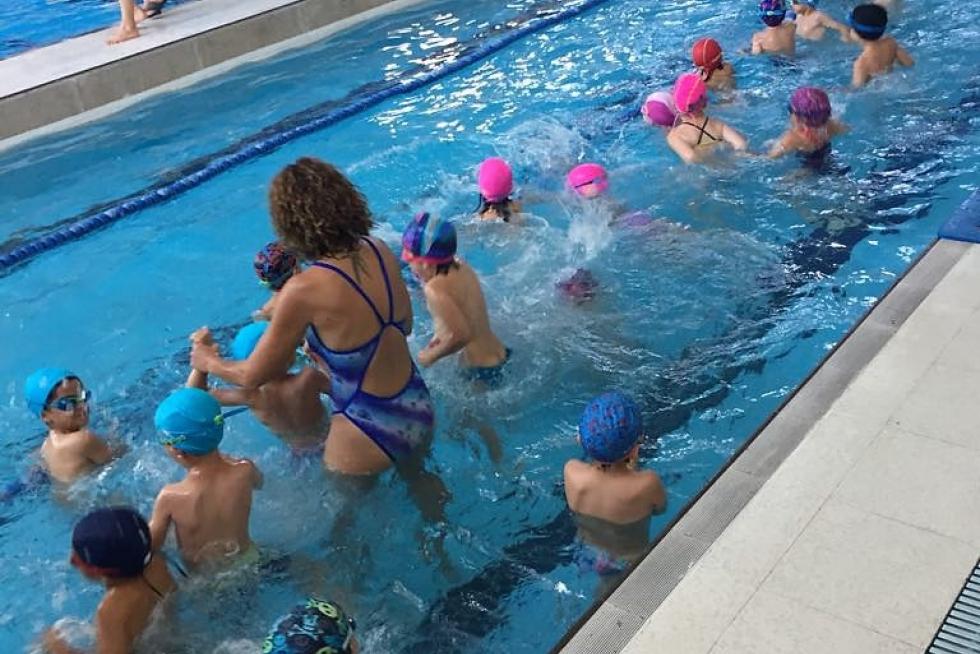 Los niños disfrutan en los diferentes campus deportivos en Helios