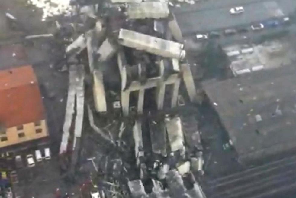 Decenas de muertos al desplomarse un viaducto en Génova