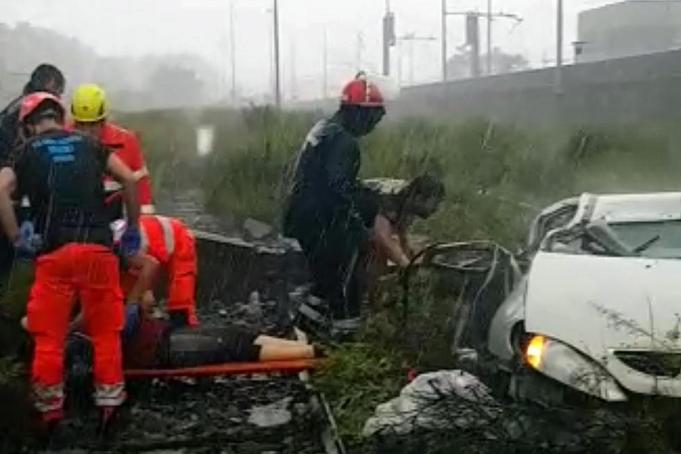 Decenas de muertos al desplomarse un viaducto en Génova