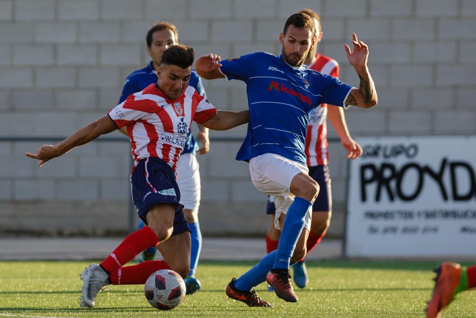 Fotogalería. Fútbol. Tercera División. Utebo vs. Monzón.