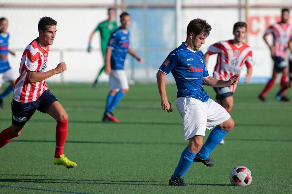 Fotogalería. Fútbol. Tercera División. Utebo vs. Monzón.