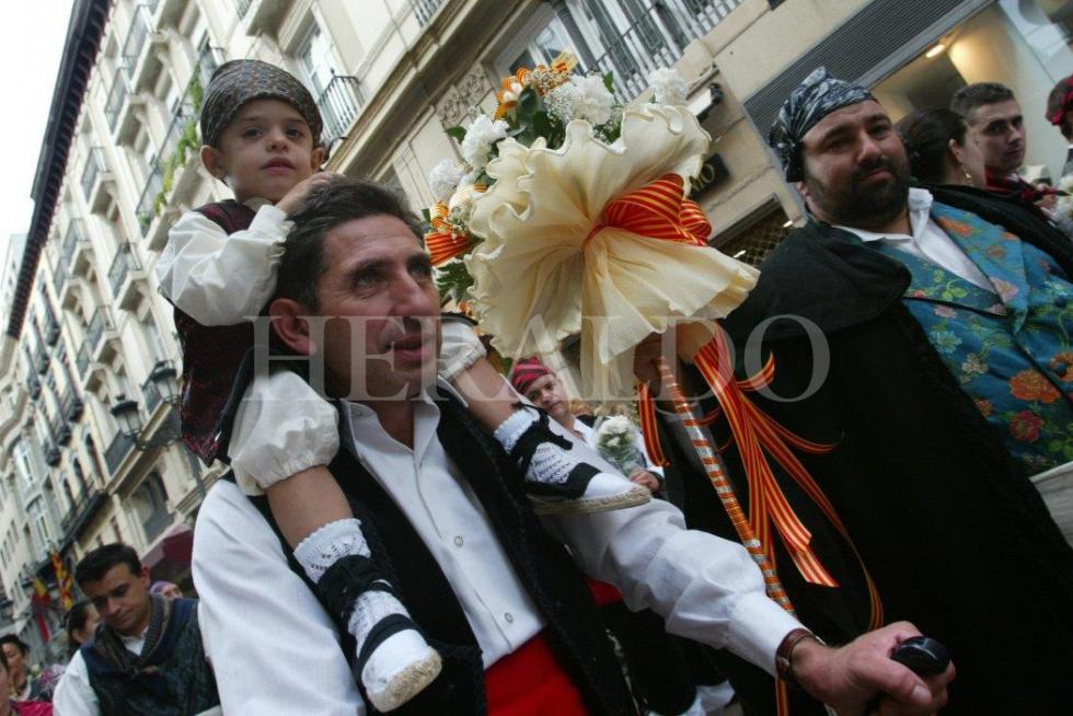 Ofrenda a la Virgen del Pilar de 2003