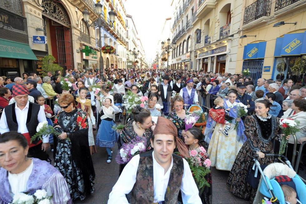 Ofrenda a la Virgen del Pilar de 2009