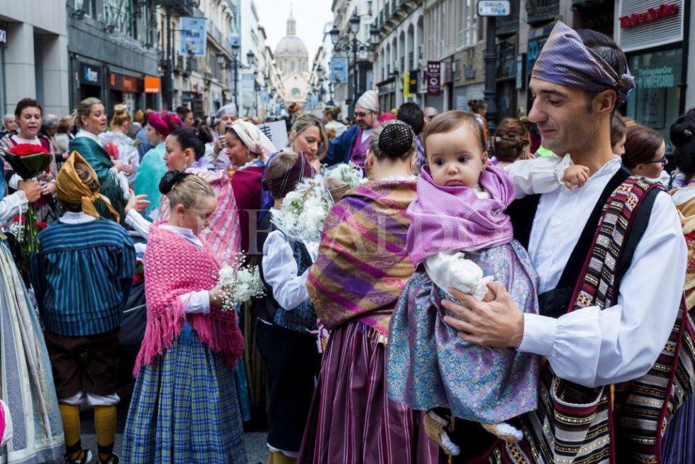 Ofrenda a la Virgen del Pilar de 2016