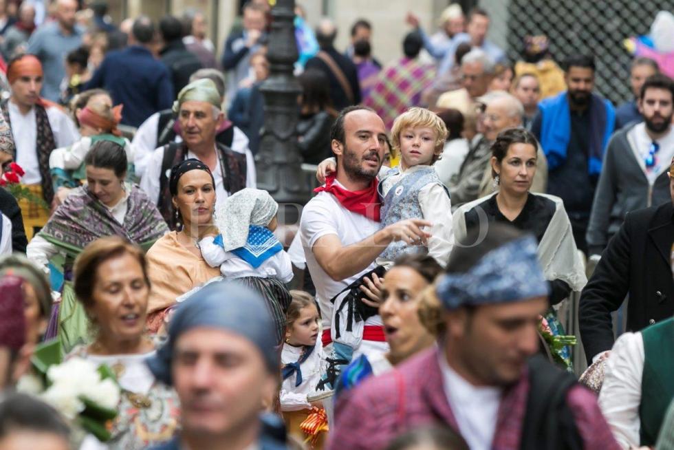 Ofrenda a la Virgen del Pilar en 2017