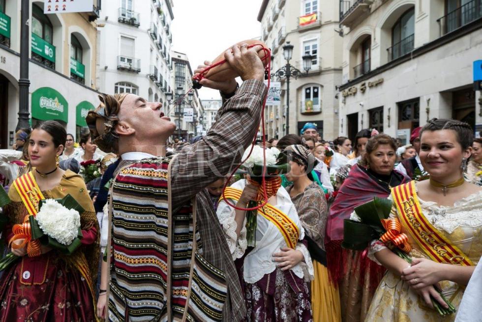 Ofrenda a la Virgen del Pilar de 2017