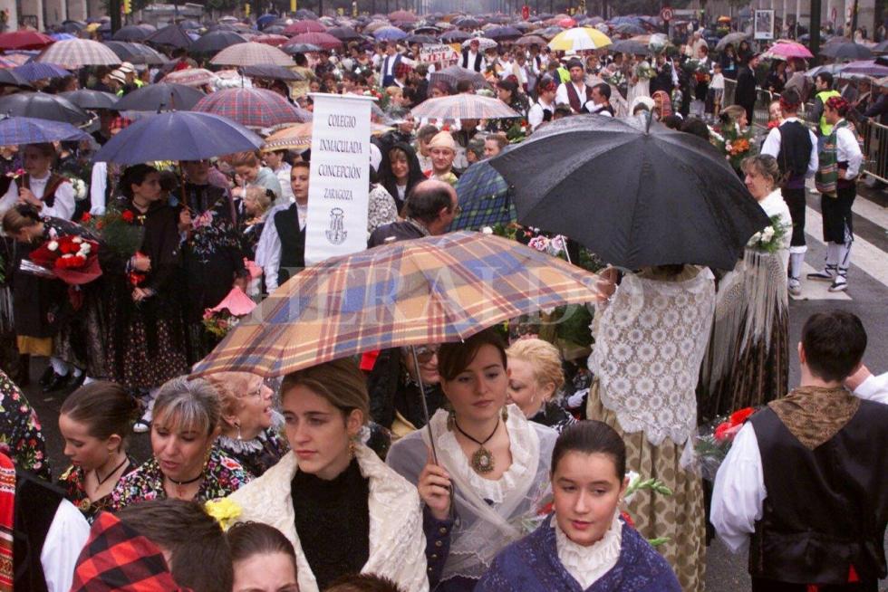 Ofrenda a la Virgen del Pilar de 1999