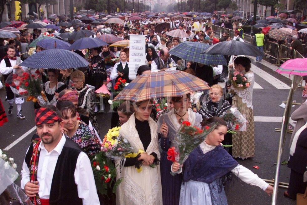 Ofrenda a la Virgen del Pilar de 1999