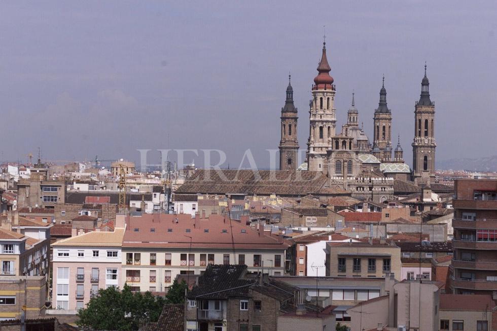 Vista de la Basílica desde el barrio de la Magdalena de Zaragoza