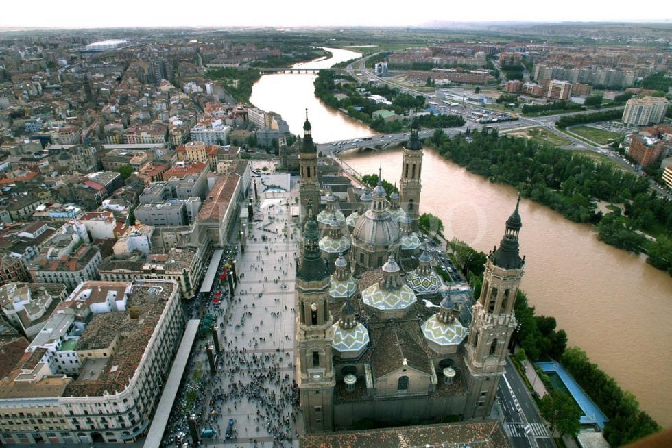 Vista aérea de la Basílica en octubre de 2005