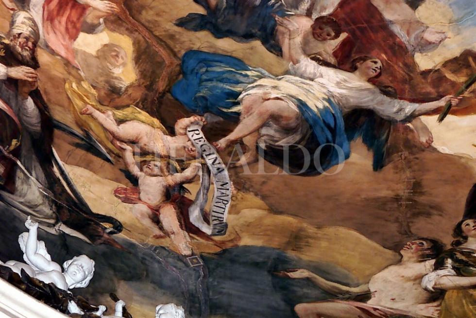 Detalles de la cúpula antes de su restauración, en noviembre de 2001
