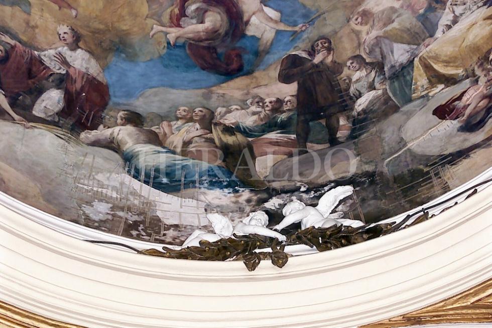 Detalles de la cúpula antes de su restauración, en noviembre de 2001