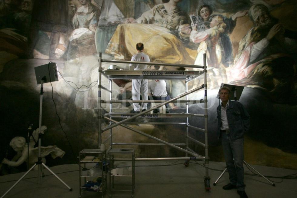 Momentos de la restauración de la cúpula entre marzo y septiembre de 2006