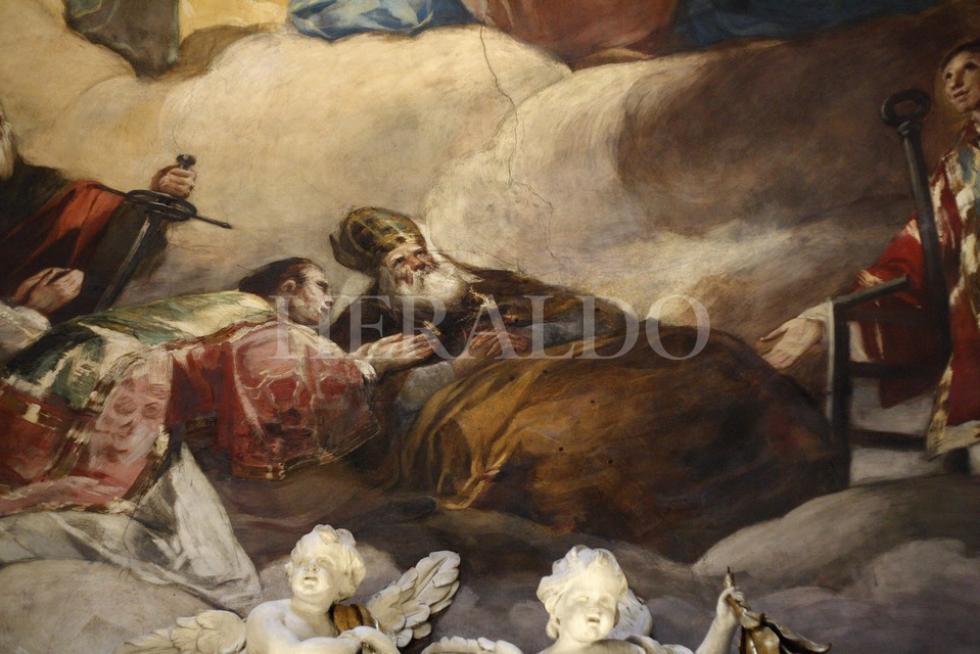 Detalles de la cúpula una vez finalizados los trabajos de restauración, en marzo de 2007