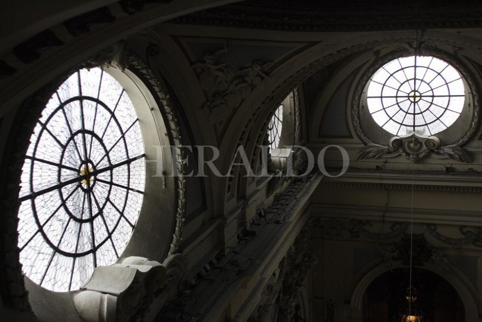 Detalles de la cúpula una vez finalizados los trabajos de restauración, en marzo de 2007