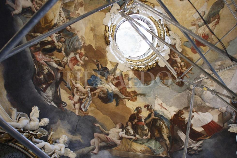 Detalles de la cúpula una vez finalizados los trabajos de restauración, en marzo de 2007