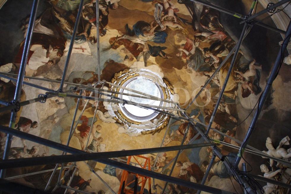 Detalles de la cúpula una vez finalizados los trabajos de restauración, en marzo de 2007