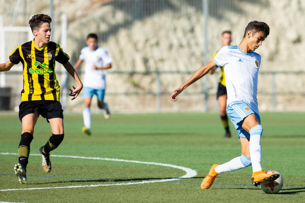 Fútbol. LNJ- Real Zaragoza vs. Balsas.