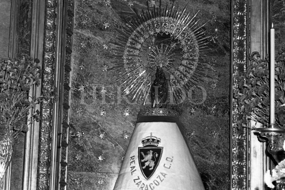 Los mantos de la Virgen del Pilar, en fotos