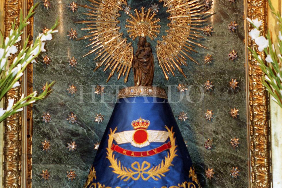 Los mantos de la Virgen del Pilar, en fotos