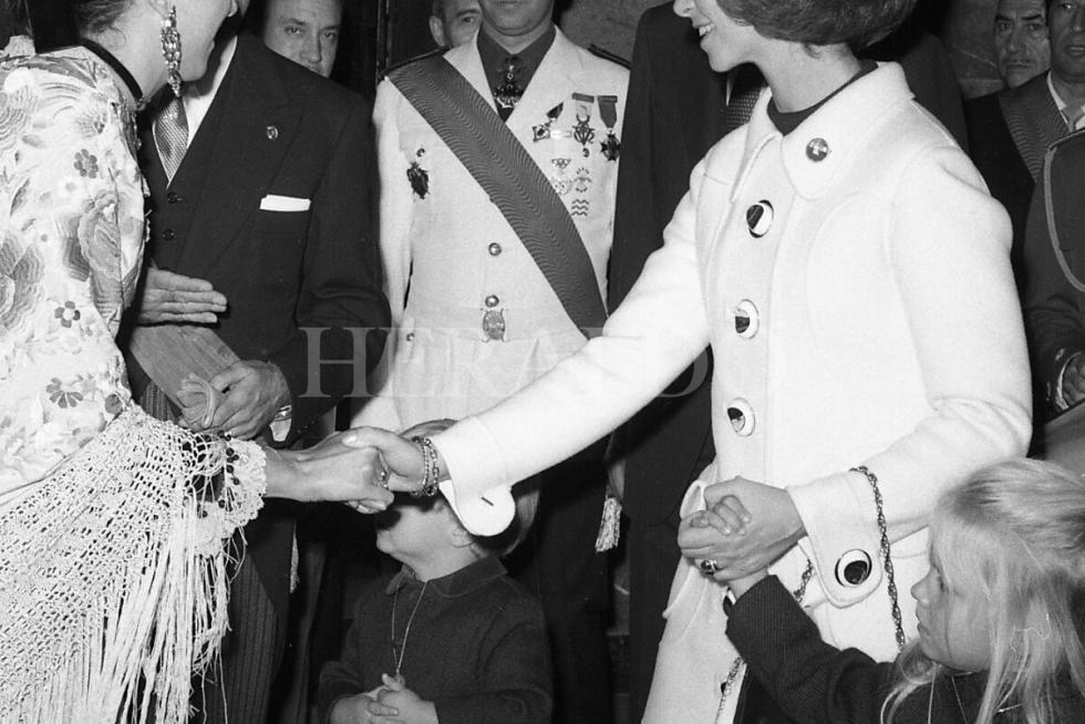 Primera visita de la Familia Real a Zaragoza tras la proclamación de Juan Carlos I como rey de España. Visita realizada el 14 de diciembre de 1975