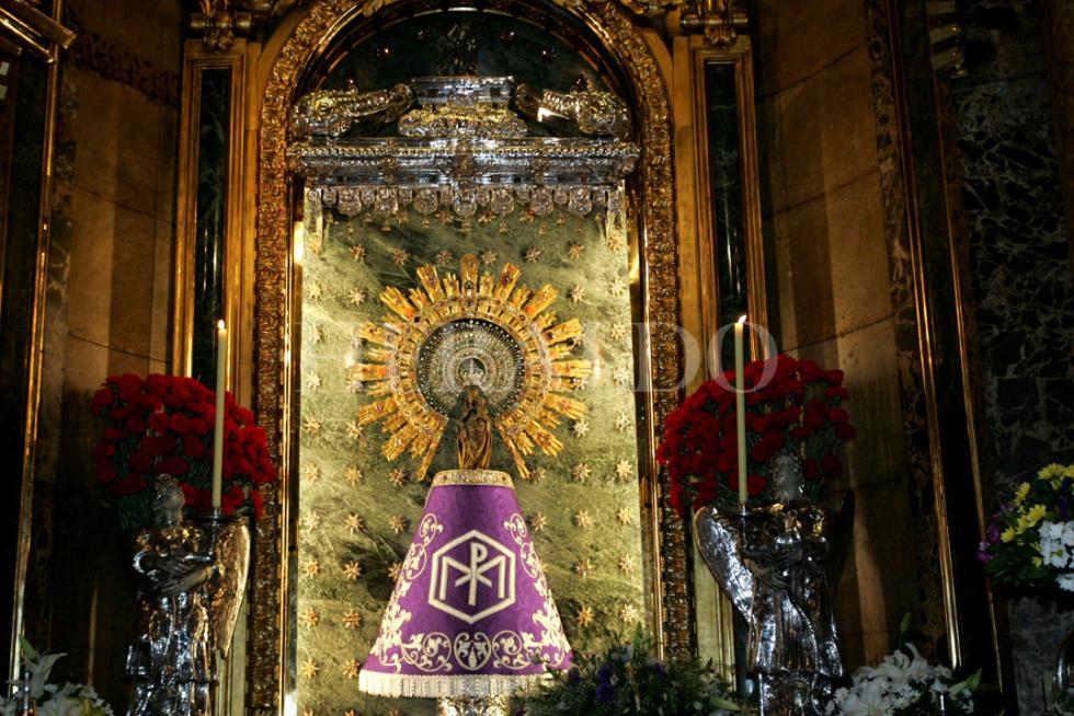 Los mantos de la Virgen del Pilar, en fotos