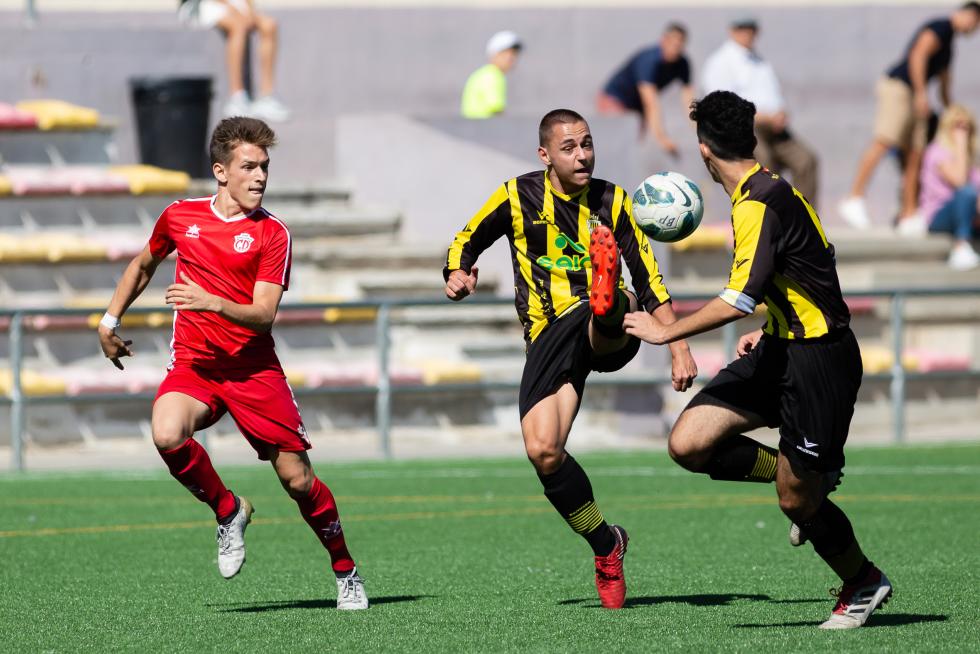 Fútbol. LNJ- Balsas vs. San Gregorio.