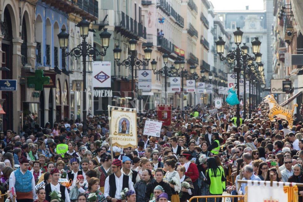 Ofrenda a la Virgen del Pilar de 2015