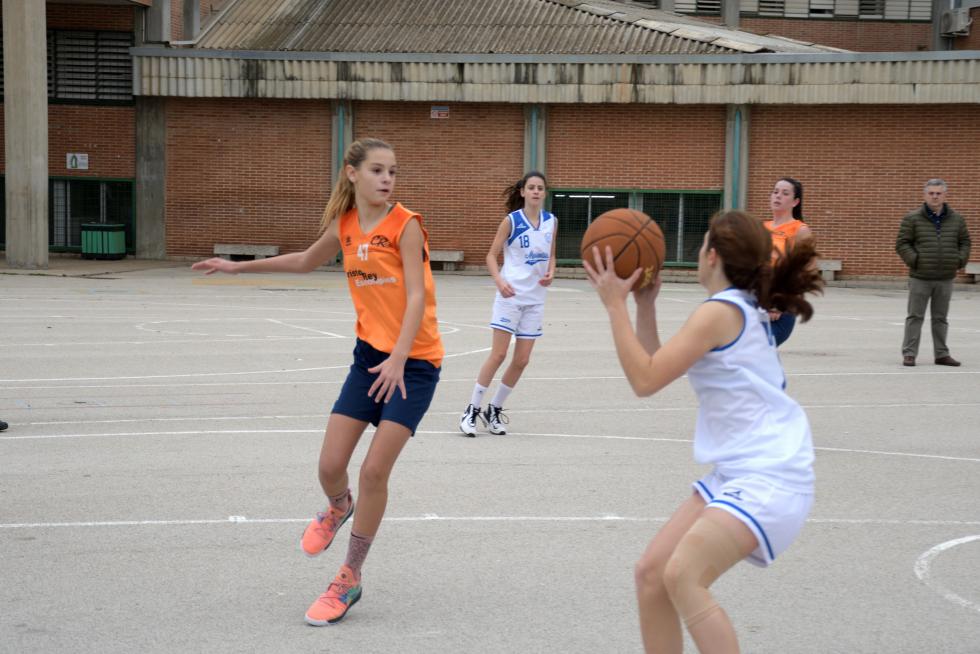 Baloncesto. Cadete Femenino- Cristo Rey vs. Marianistas.