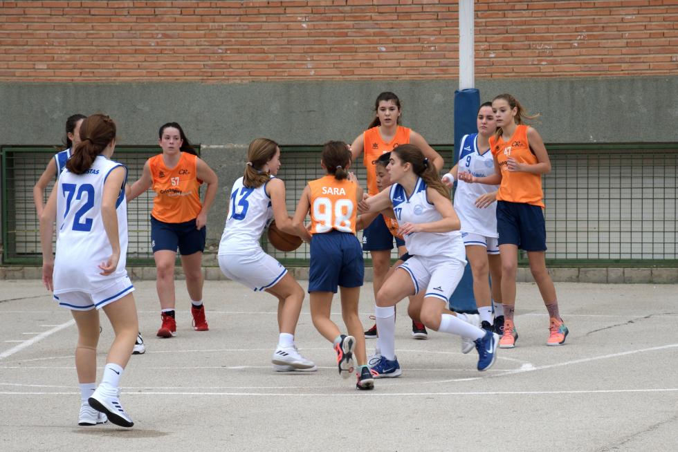 Baloncesto. Cadete Femenino- Cristo Rey vs. Marianistas.