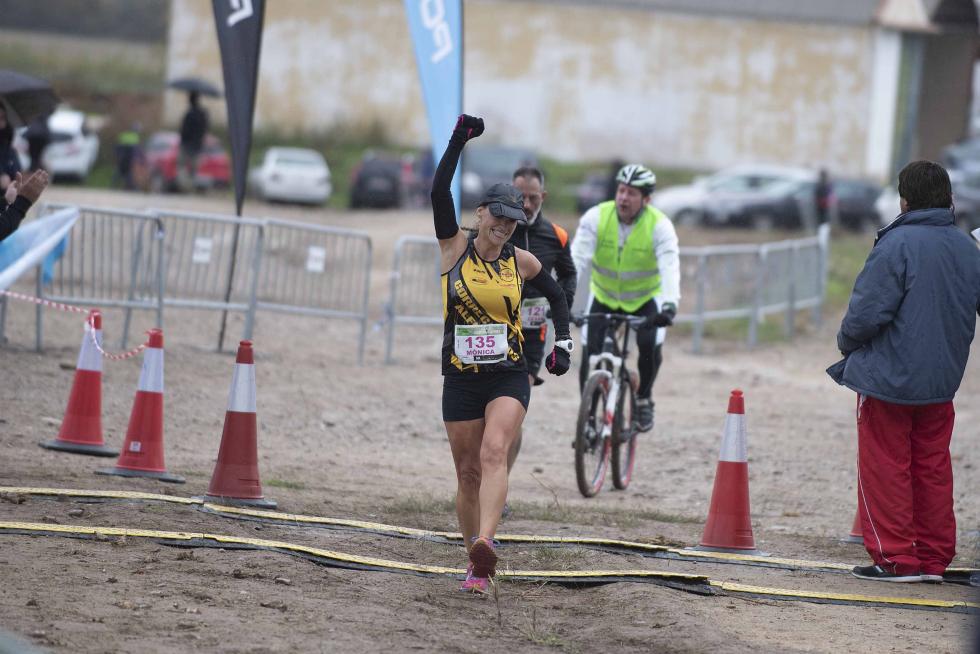 Atletismo. Carrera La Cartuja, La Alfranca.